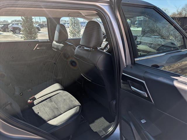 used 2024 Mitsubishi Outlander car, priced at $23,900