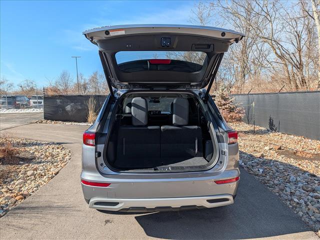 used 2024 Mitsubishi Outlander car, priced at $23,900