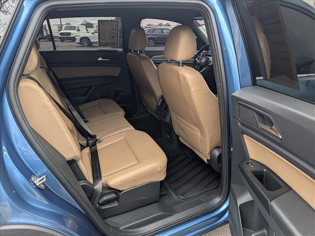 used 2020 Volkswagen Atlas Cross Sport car, priced at $18,900