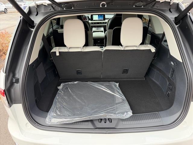 new 2026 Lincoln Aviator car, priced at $80,154