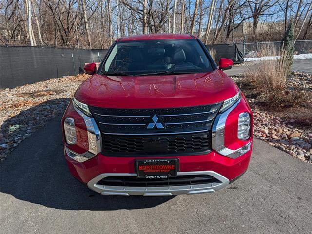 used 2024 Mitsubishi Outlander car, priced at $23,900