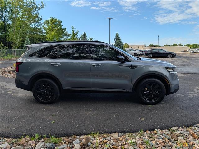 used 2021 Kia Sorento car, priced at $24,900