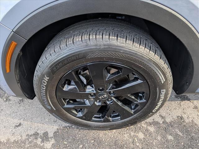 used 2021 Kia Sorento car, priced at $24,900