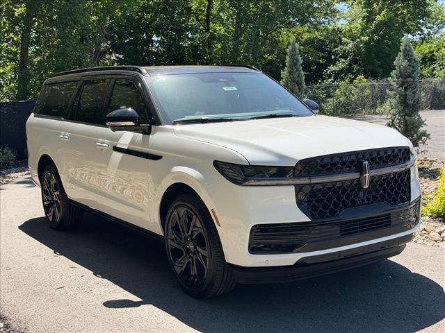 new 2026 Lincoln Navigator L car, priced at $122,337