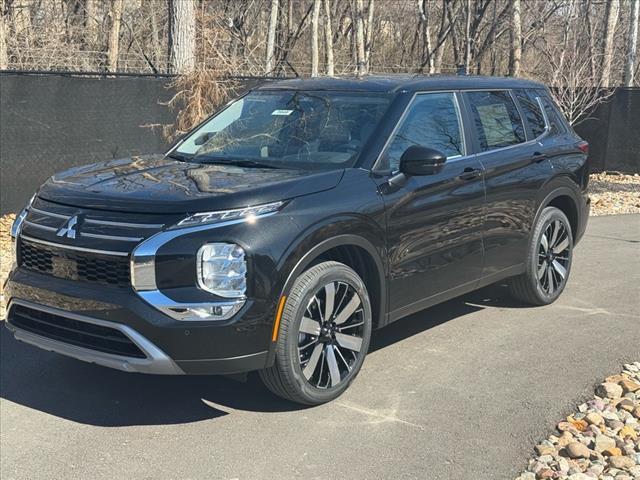 new 2025 Mitsubishi Outlander car, priced at $37,505