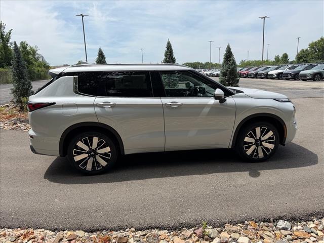 new 2026 Mitsubishi Outlander car, priced at $41,585