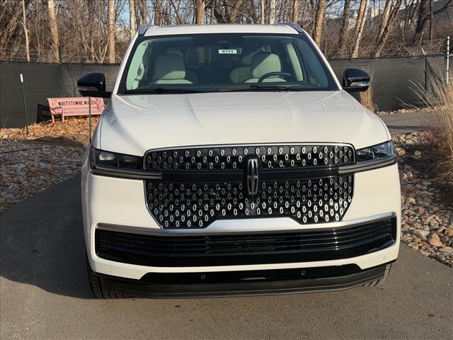 new 2026 Lincoln Navigator L car, priced at $112,085