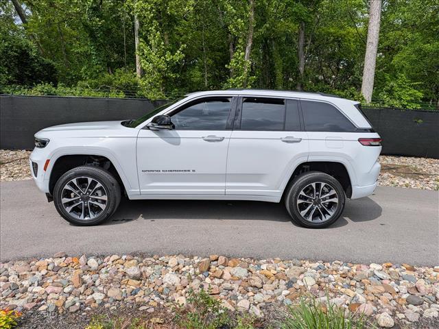 used 2023 Jeep Grand Cherokee car, priced at $39,900