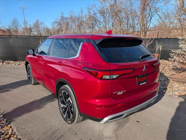 used 2024 Mitsubishi Outlander car, priced at $24,900