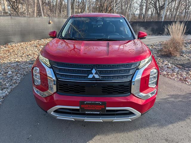 used 2024 Mitsubishi Outlander car, priced at $24,900