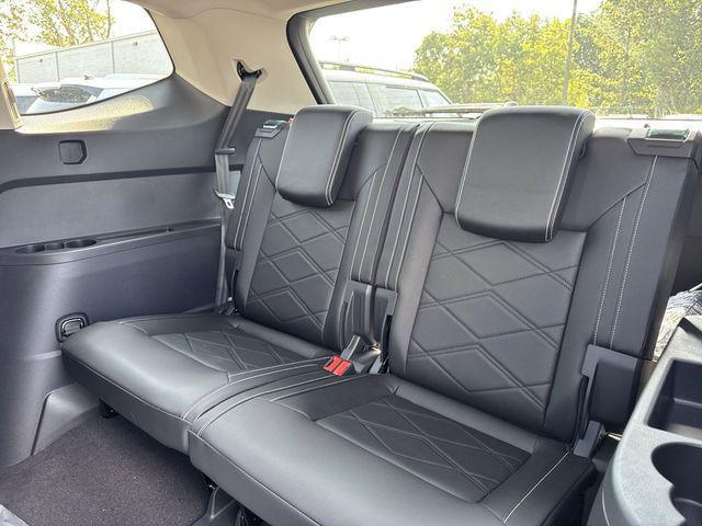 new 2026 Volkswagen Atlas car, priced at $41,526