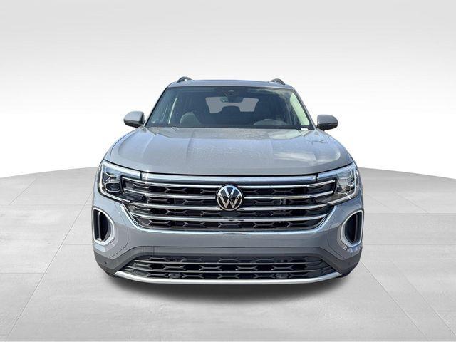 new 2026 Volkswagen Atlas car, priced at $41,526