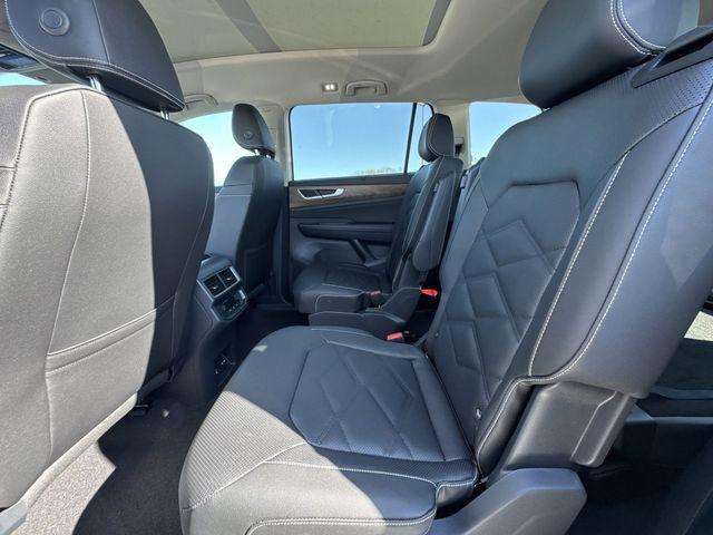 new 2026 Volkswagen Atlas car, priced at $43,638