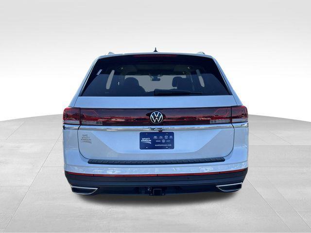 new 2026 Volkswagen Atlas car, priced at $43,638