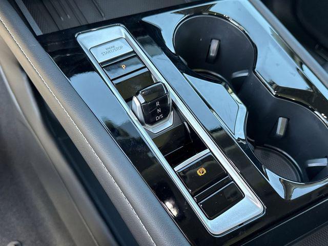 new 2026 Volkswagen Atlas car, priced at $43,638