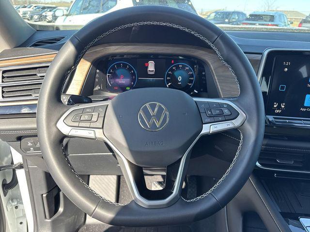 new 2026 Volkswagen Atlas car, priced at $43,638