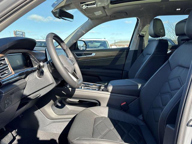 new 2026 Volkswagen Atlas car, priced at $44,803