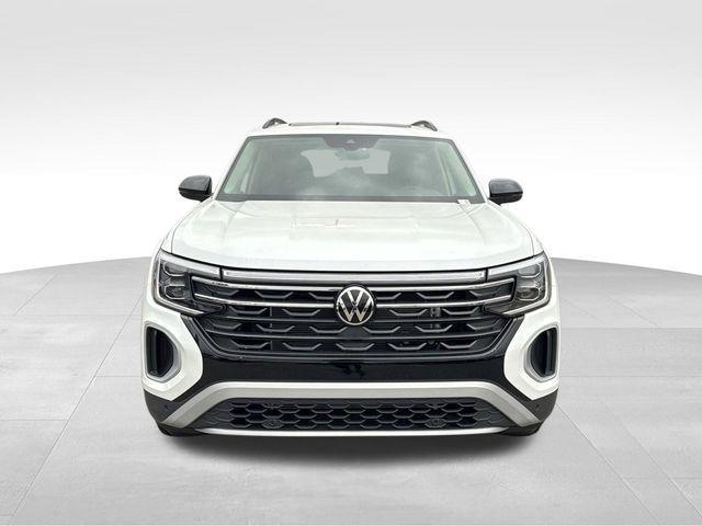 new 2026 Volkswagen Atlas car, priced at $45,629