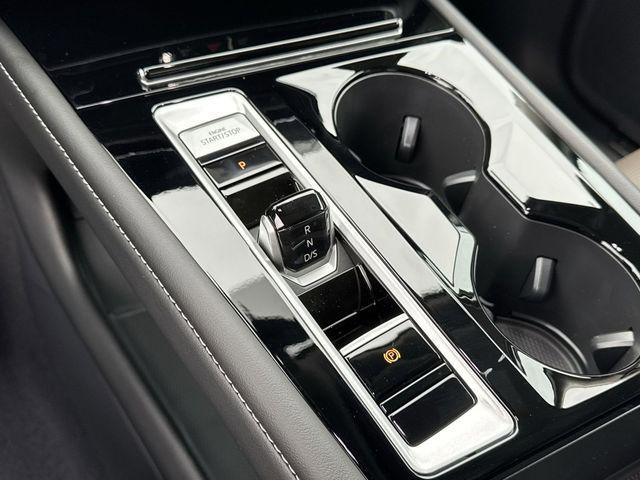 new 2026 Volkswagen Atlas car, priced at $46,168