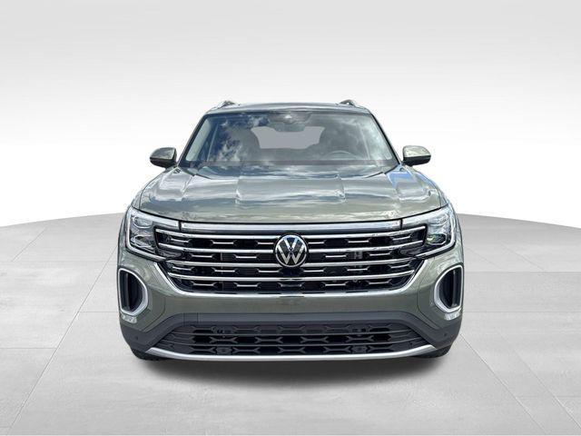 new 2026 Volkswagen Atlas car, priced at $45,698