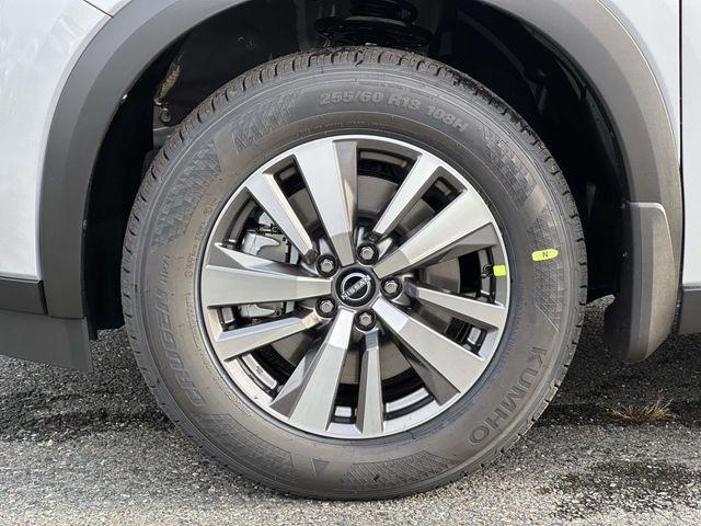 new 2025 Nissan Pathfinder car, priced at $37,500