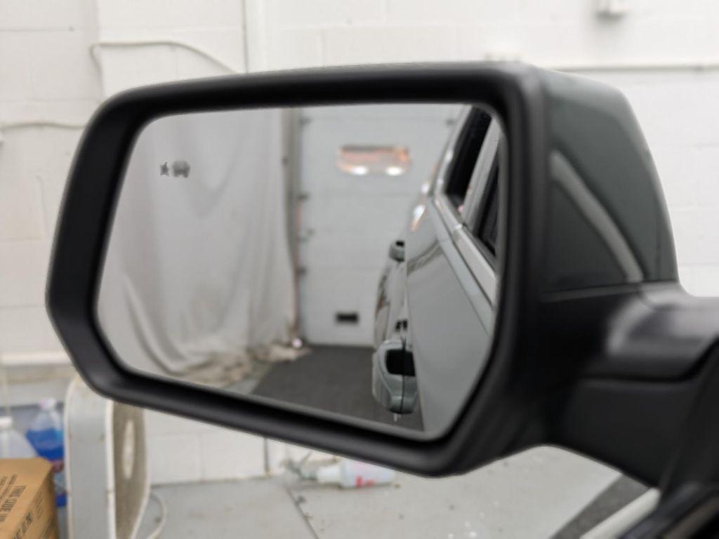 used 2023 Chevrolet Traverse car, priced at $29,490