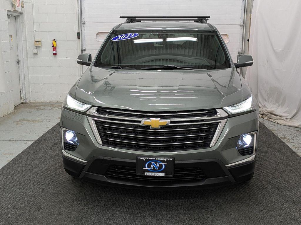 used 2023 Chevrolet Traverse car, priced at $29,490