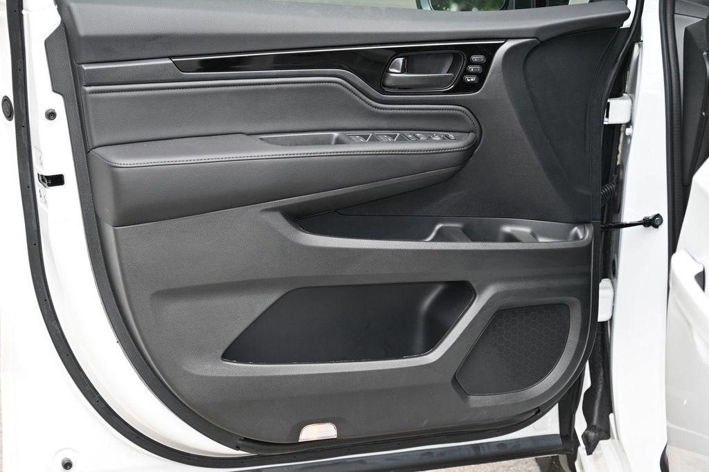 new 2026 Honda Odyssey car, priced at $48,951