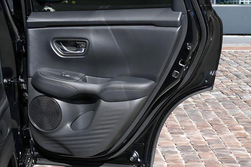 new 2026 Honda HR-V car, priced at $27,671