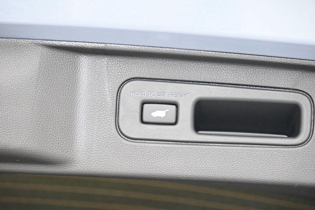 new 2026 Honda Pilot car, priced at $45,052