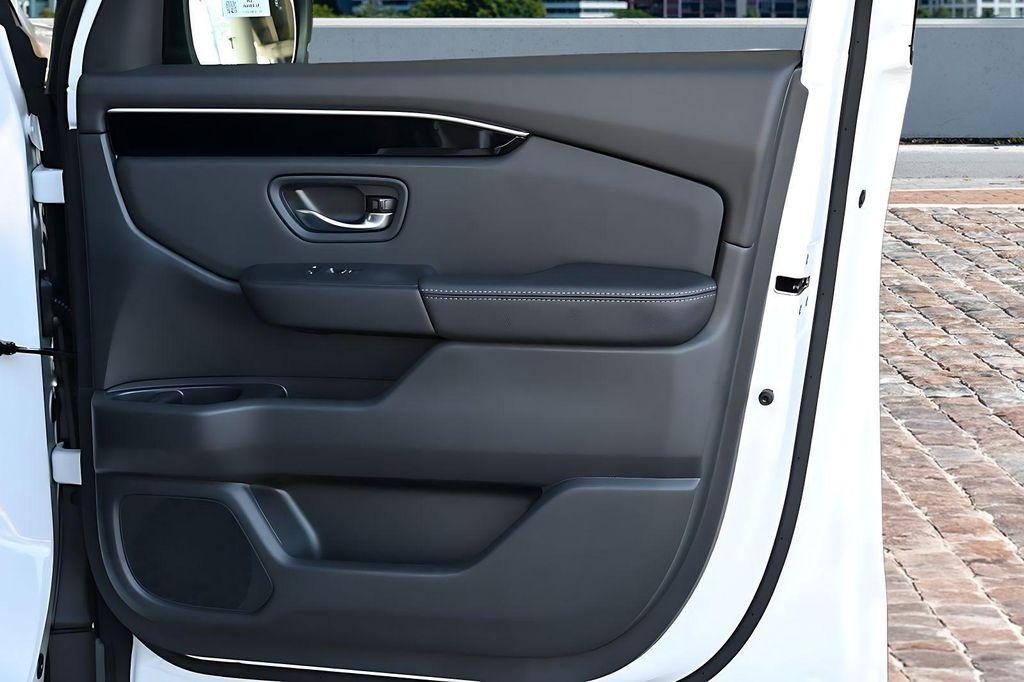 new 2026 Honda Pilot car, priced at $45,981