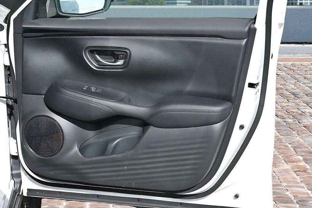 new 2026 Honda HR-V car, priced at $28,121