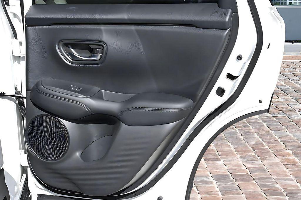 new 2026 Honda HR-V car, priced at $28,121