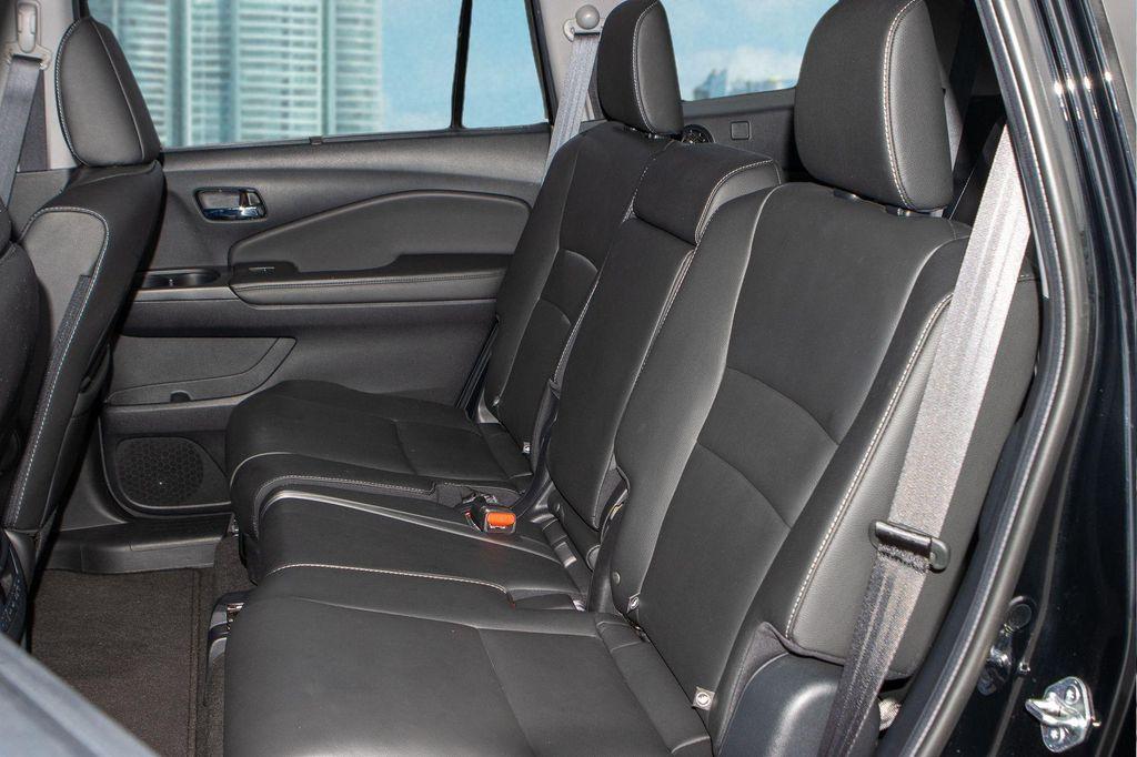 used 2022 Honda Pilot car, priced at $26,200