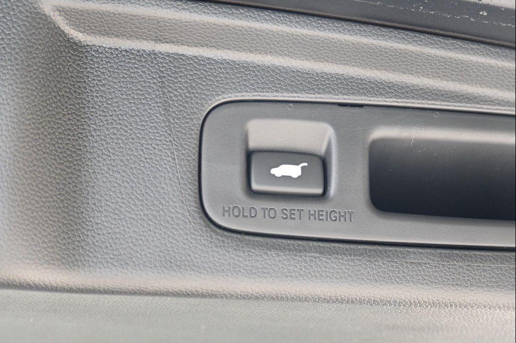 new 2026 Honda CR-V Hybrid car, priced at $39,773