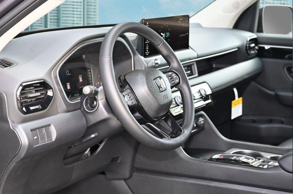 new 2026 Honda Pilot car, priced at $46,723