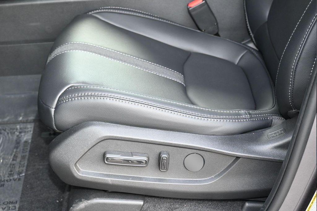 new 2026 Honda Pilot car, priced at $46,723