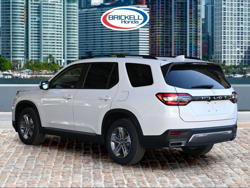 new 2026 Honda Pilot car, priced at $45,981