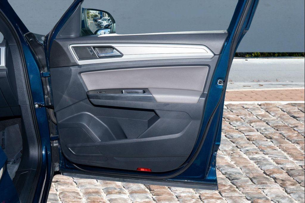 used 2021 Volkswagen Atlas Cross Sport car, priced at $17,800