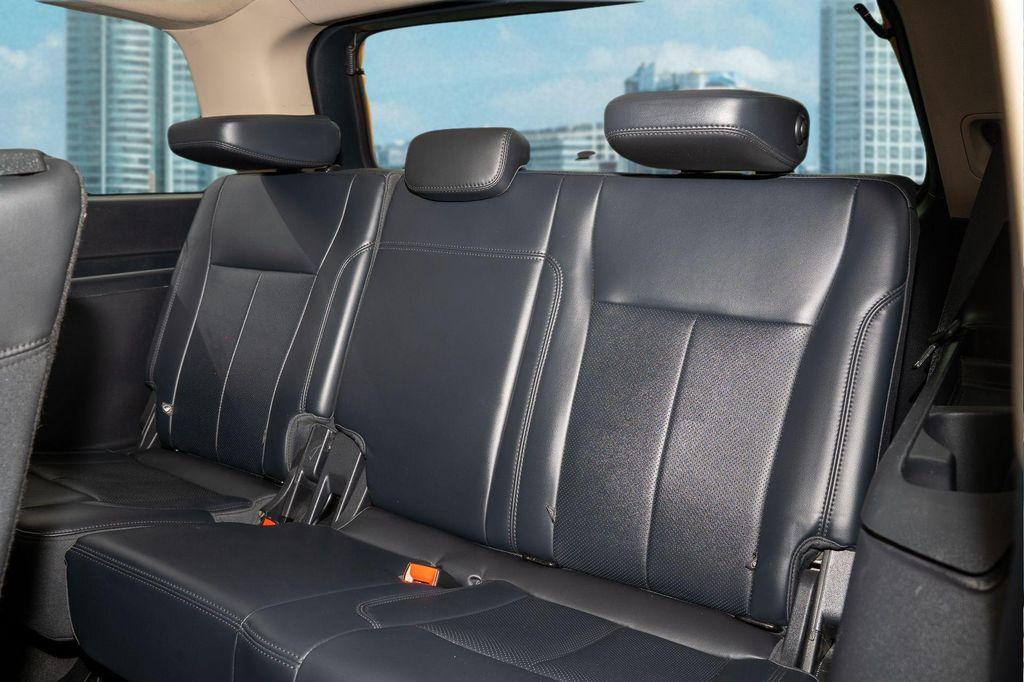 used 2024 Ford Expedition car, priced at $44,500