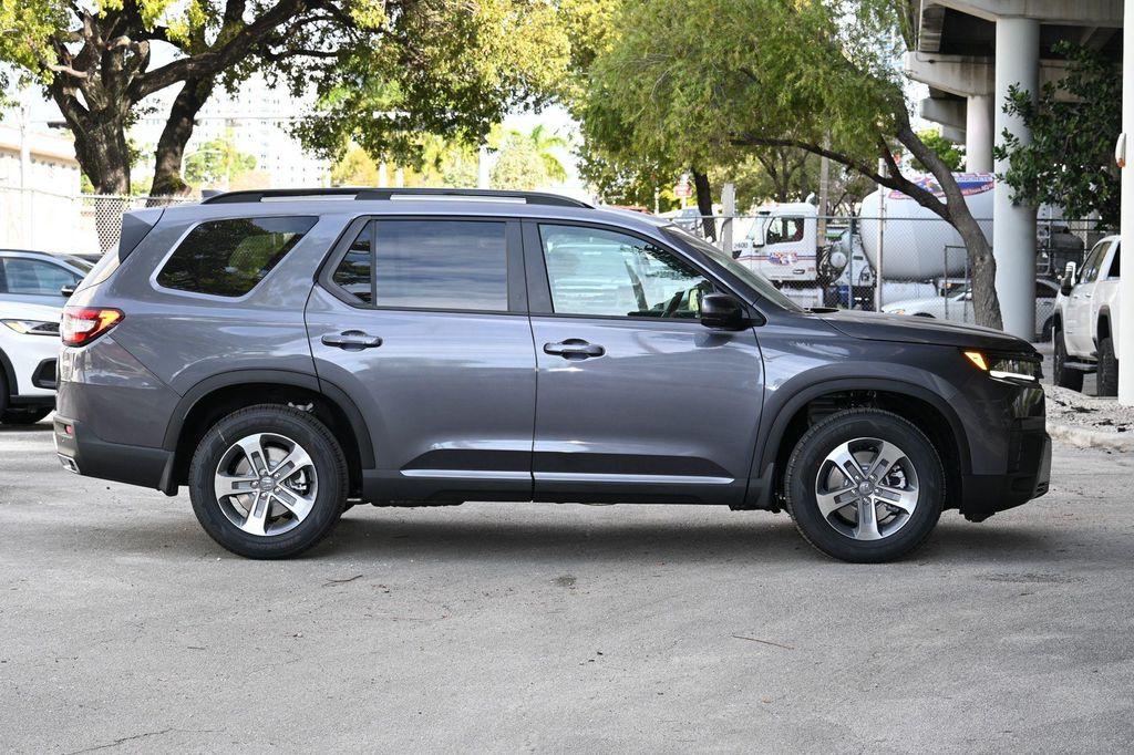 new 2026 Honda Pilot car, priced at $45,530