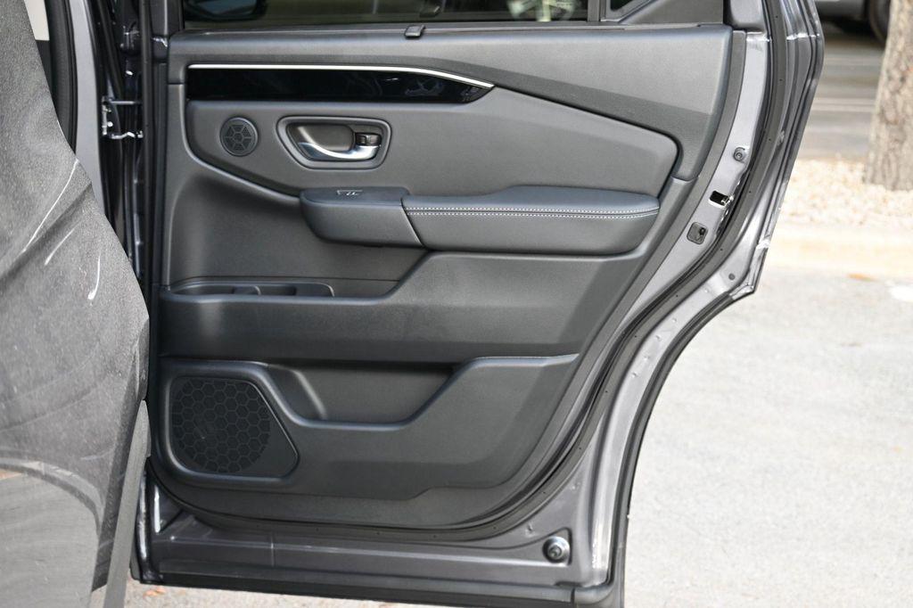 new 2026 Honda Pilot car, priced at $45,530