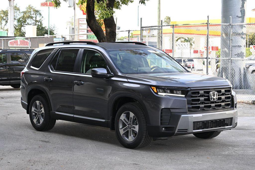 new 2026 Honda Pilot car, priced at $45,530