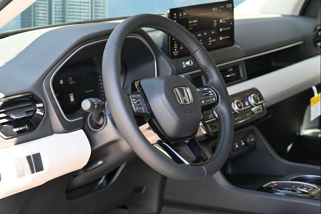 new 2026 Honda Pilot car, priced at $45,530