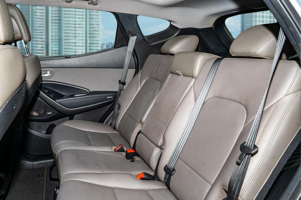 used 2018 Hyundai Santa Fe Sport car, priced at $12,500