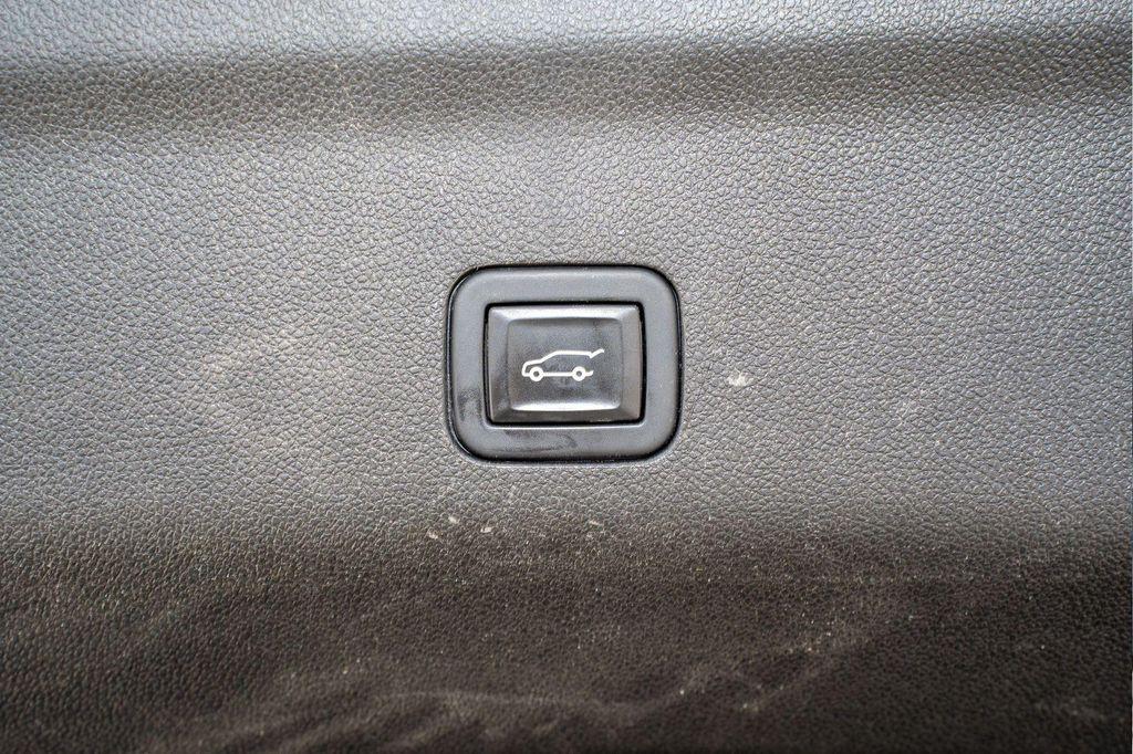 used 2024 Chevrolet Tahoe car, priced at $47,500