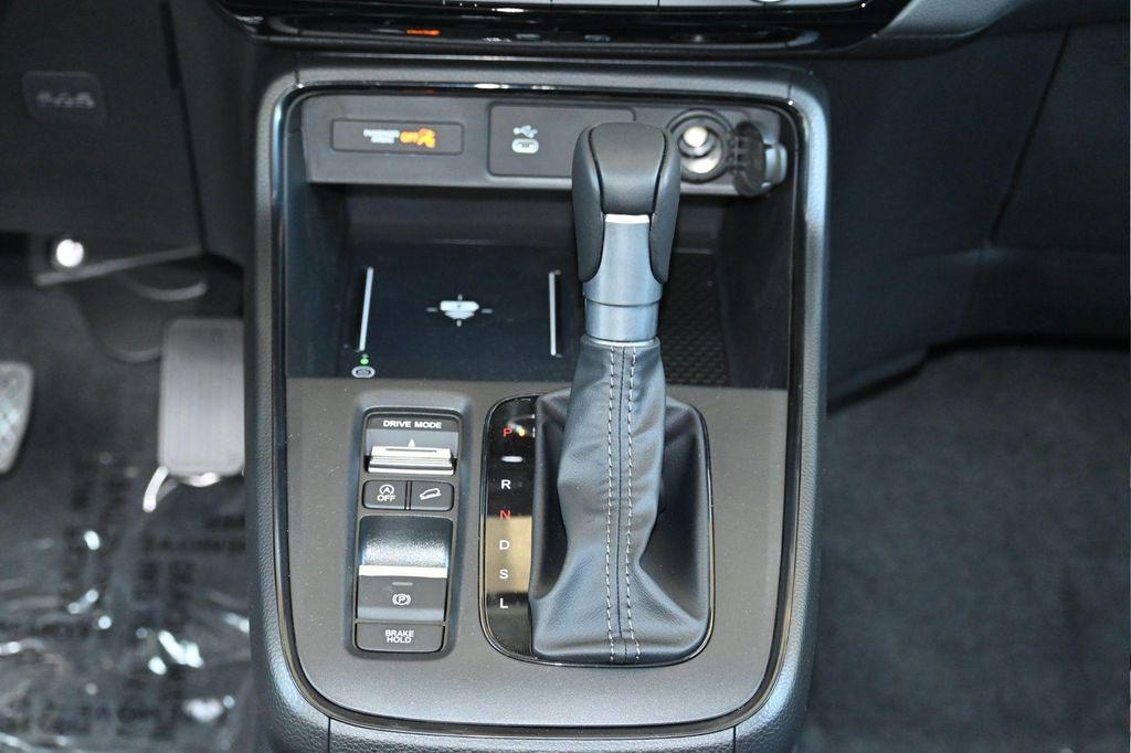 new 2025 Honda CR-V car, priced at $34,639