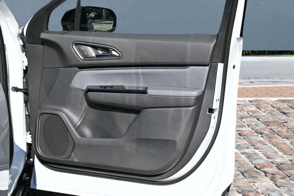 new 2026 Honda Prologue car, priced at $48,939