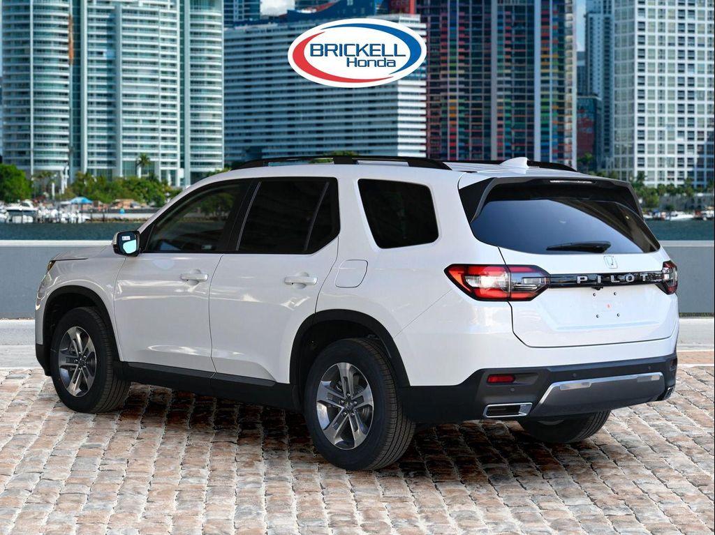 new 2026 Honda Pilot car, priced at $45,981