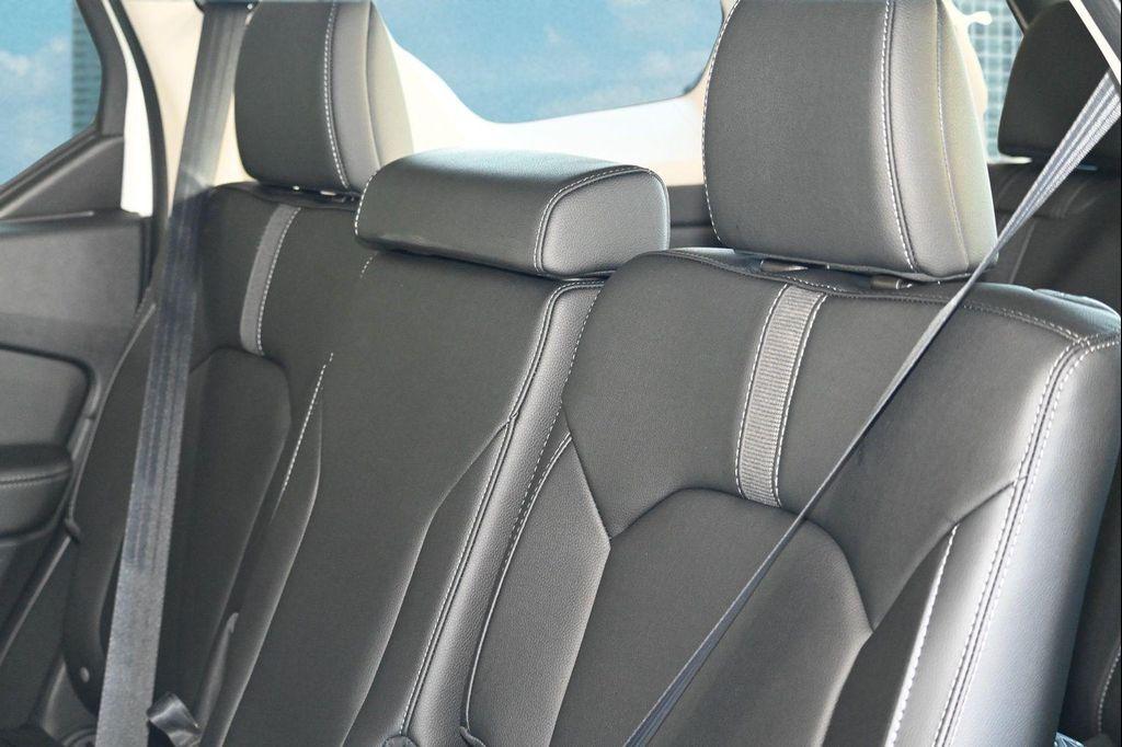 new 2026 Honda Pilot car, priced at $45,981